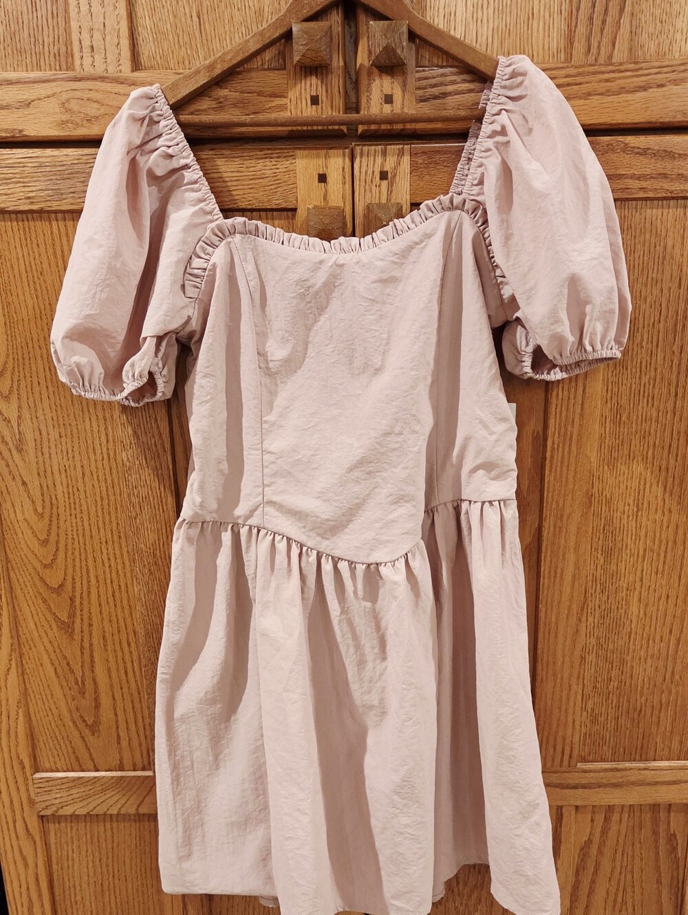 Bailey Blue Women’s L Dusty Pink Puff Sleeve Mini Dress NWT Ruffle Neck